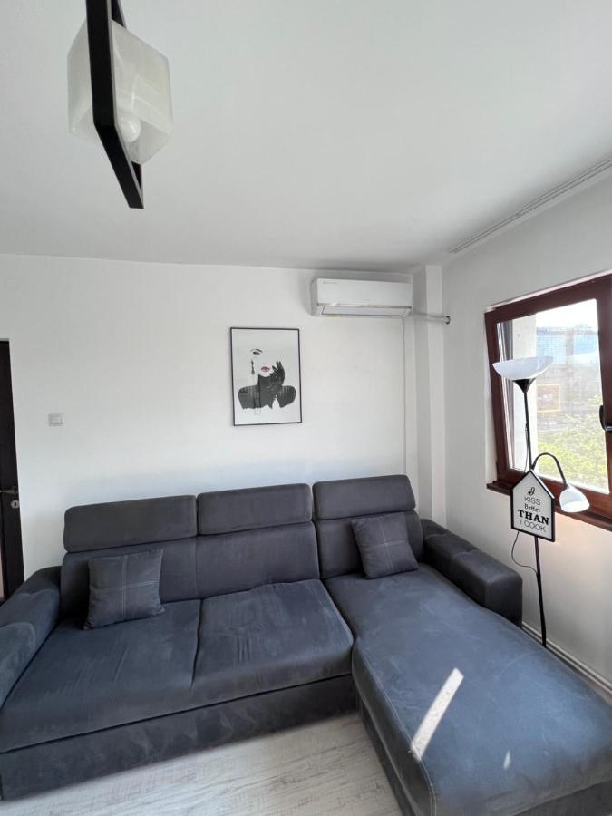 3 Rooms Apartment Palace View Яссы Экстерьер фото