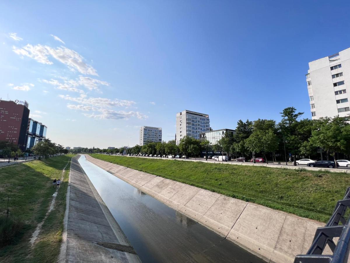 3 Rooms Apartment Palace View Яссы Экстерьер фото