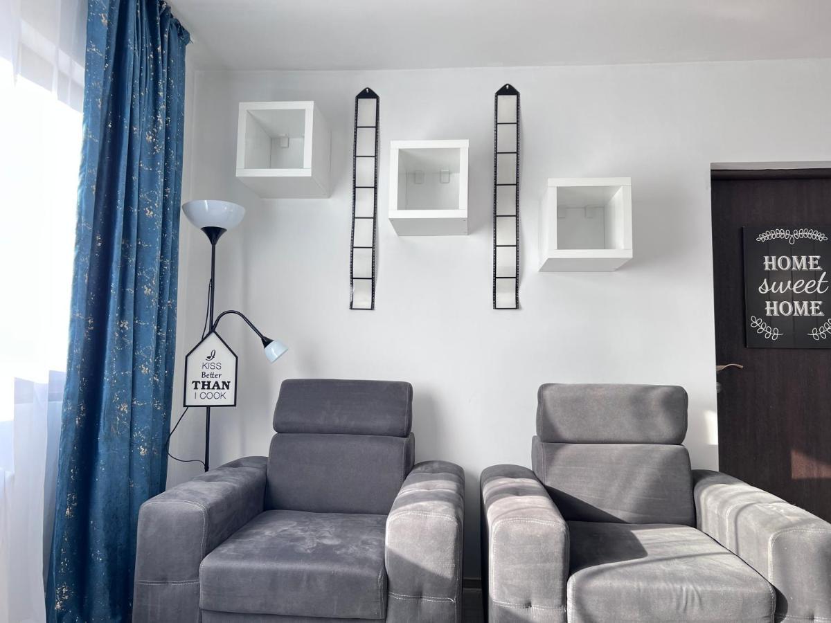 3 Rooms Apartment Palace View Яссы Экстерьер фото