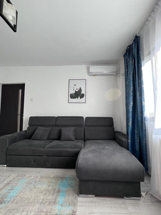 3 Rooms Apartment Palace View Яссы Экстерьер фото
