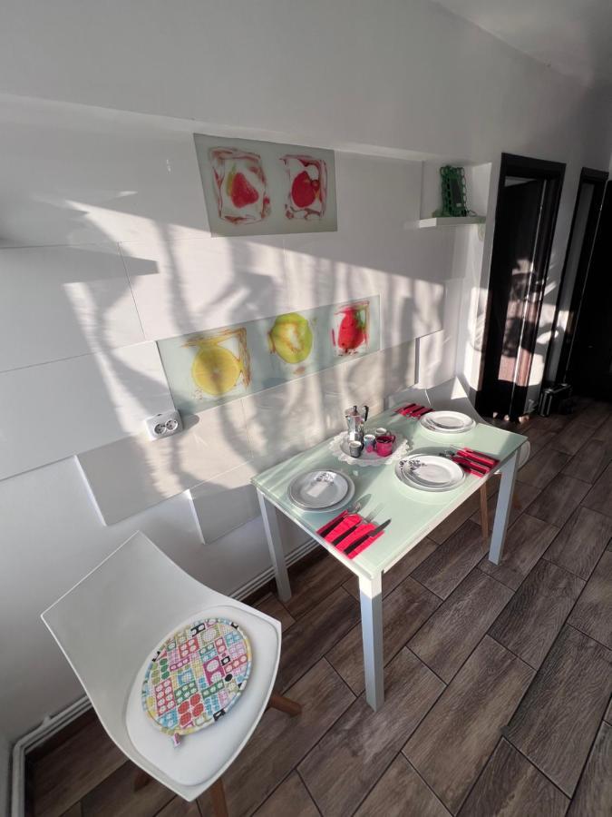 3 Rooms Apartment Palace View Яссы Экстерьер фото